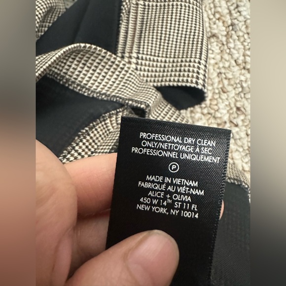 Alice + Olivia Tan Ribbed Sheath Mini Dress Crew Neck size 14 - Picture 10 of 14